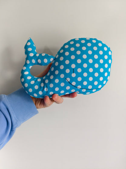 Balena in tessuto per bambini