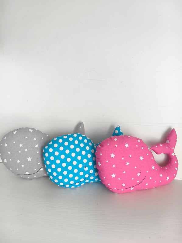 Balena in tessuto per bambini
