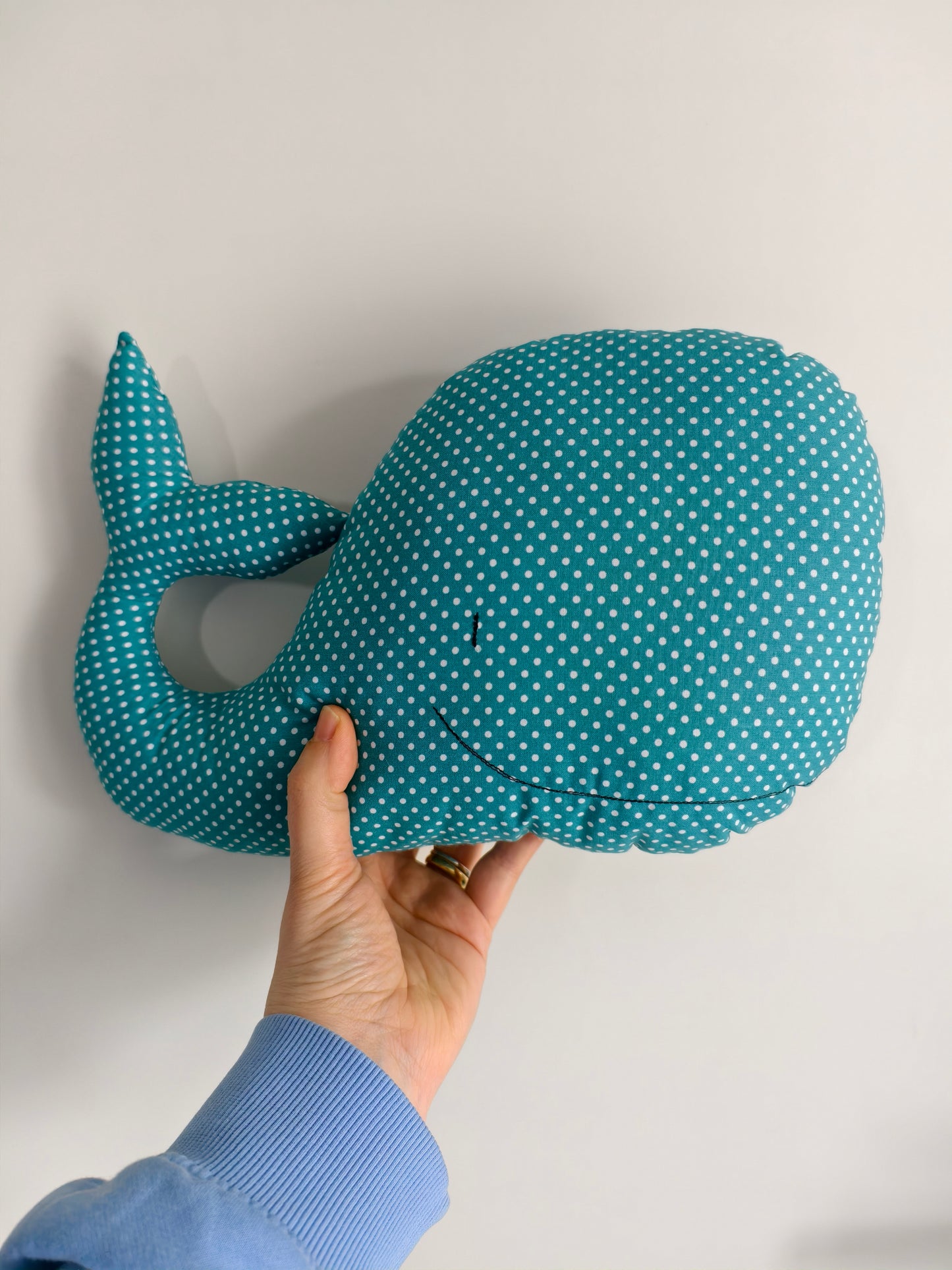 Balena in tessuto per bambini