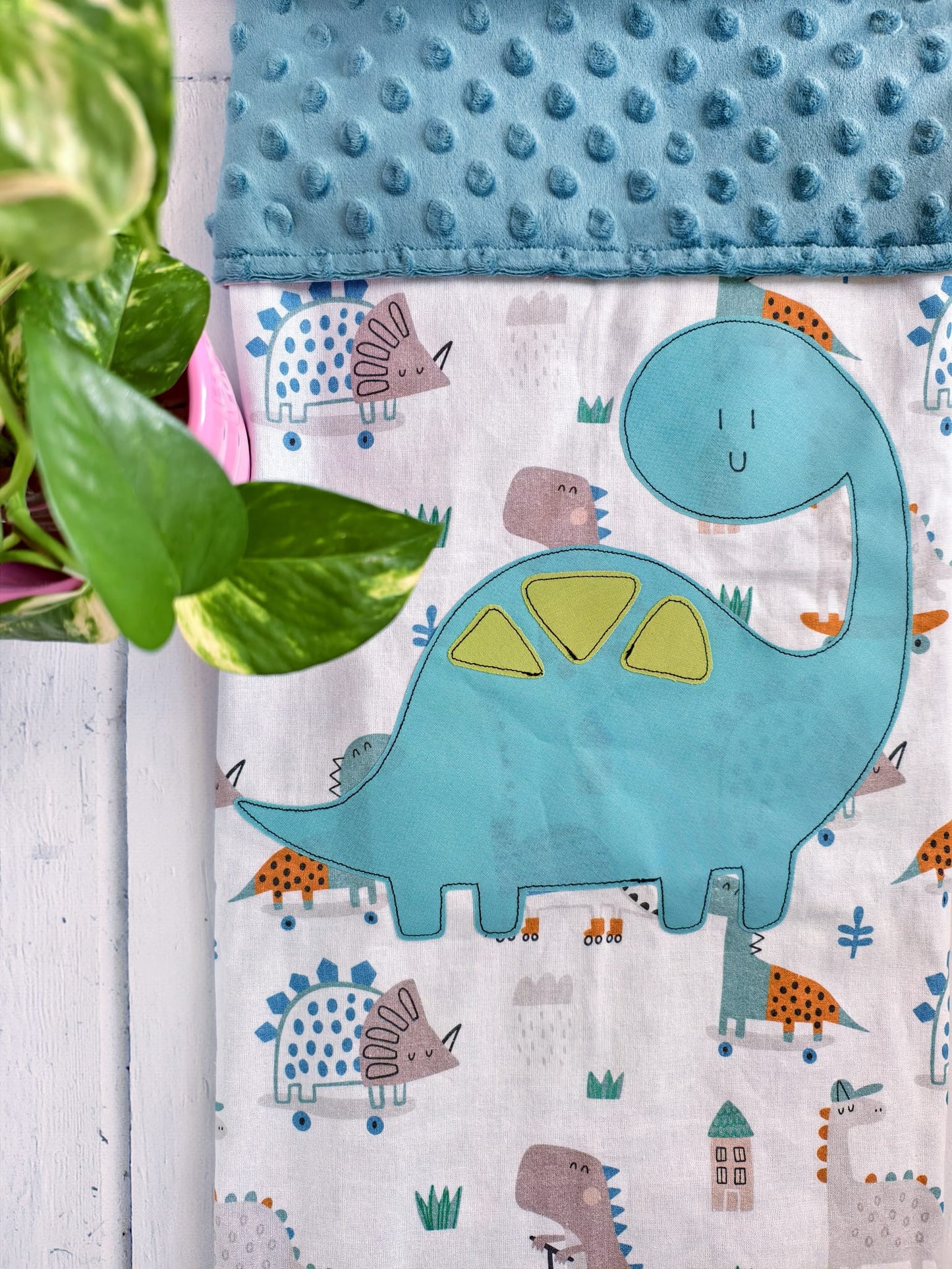Copertina in cotone e minky pile - Dinosauro